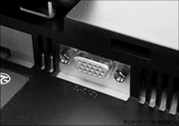 2、VGA輸入接口