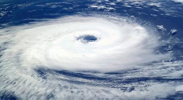 臺風前腳走暴雨后腳來 led顯示屏如何迎戰(zhàn)才能屹立不倒？